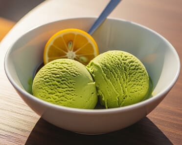 Cytrusowe lody matcha z yuzu