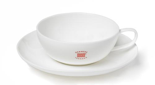 Elegancka filiżanka na herbatę do serwisu restauracyjnego
